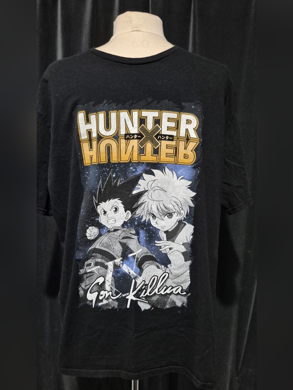 Hunter Graphic Tee - Black and Gold